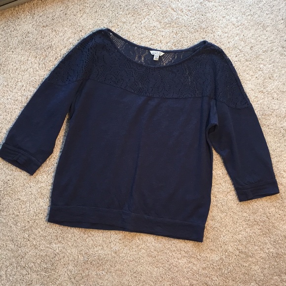 Blue 3/4 sleeves top - Picture 1 of 1